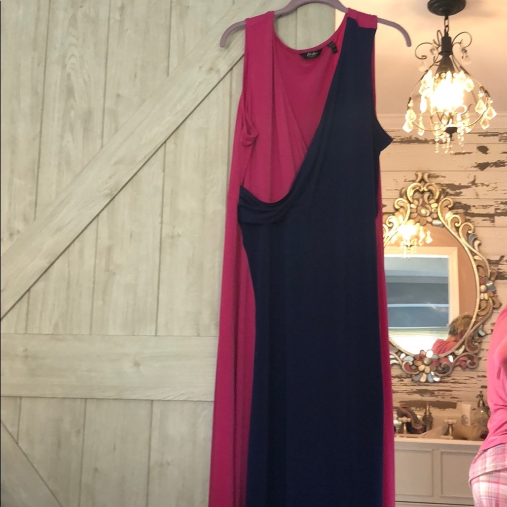 Color Block Maxi dress. Hot pink/navy